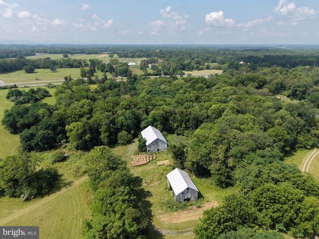 10068 HARRY BYRD HWY, Berryville, VA 22611