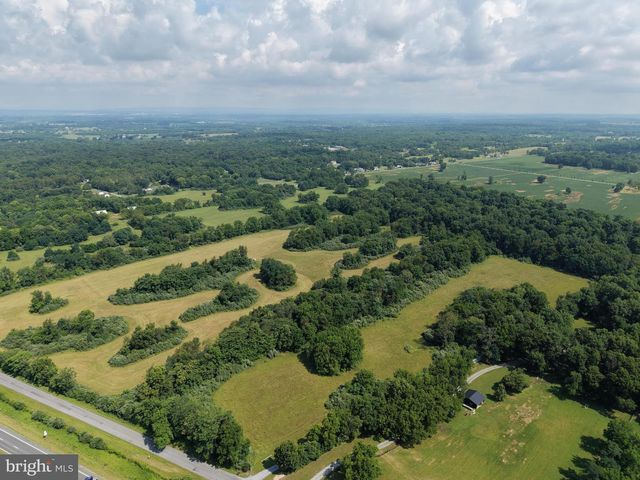 10068 HARRY BYRD HWY, Berryville, VA 22611