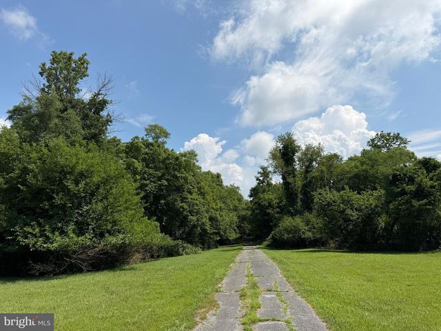 10068 HARRY BYRD HWY, Berryville, VA 22611