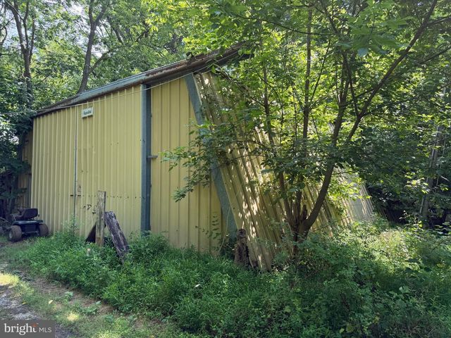 10068 HARRY BYRD HWY, Berryville, VA 22611