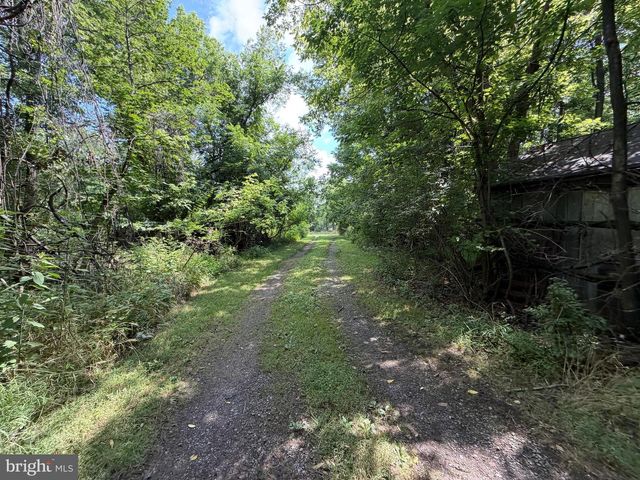 10068 HARRY BYRD HWY, Berryville, VA 22611