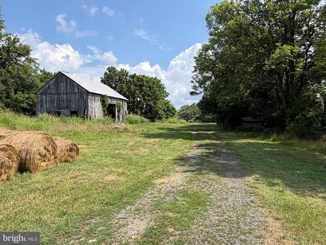 10068 HARRY BYRD HWY, Berryville, VA 22611