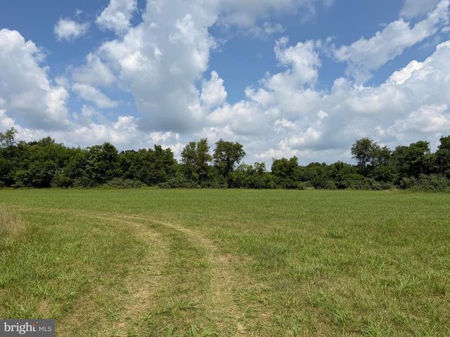 10068 HARRY BYRD HWY, Berryville, VA 22611