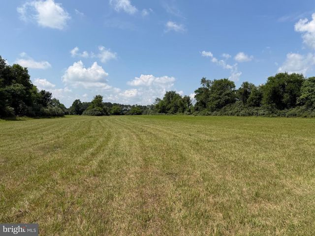 10068 HARRY BYRD HWY, Berryville, VA 22611