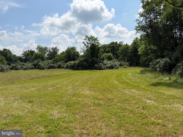 10068 HARRY BYRD HWY, Berryville, VA 22611