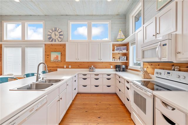 2525 S 11th St 46, Port Aransas, TX 78373