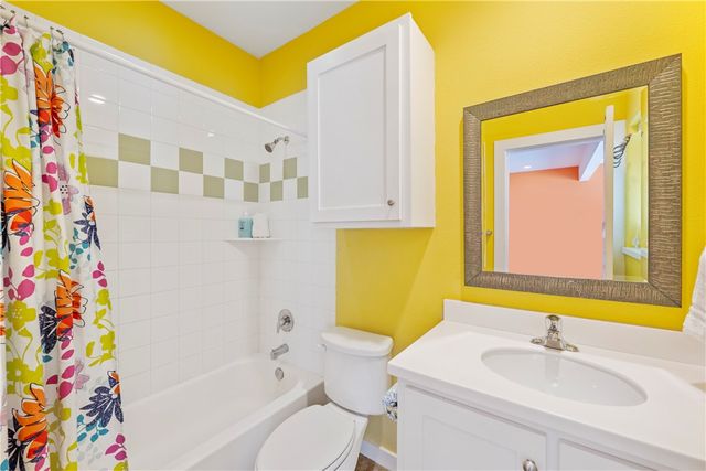 2525 S 11th St 46, Port Aransas, TX 78373