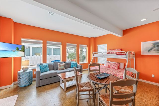 2525 S 11th St 46, Port Aransas, TX 78373