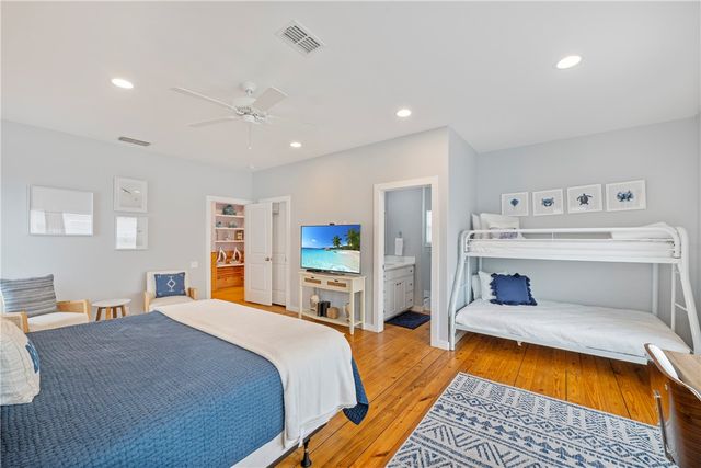 2525 S 11th St 46, Port Aransas, TX 78373