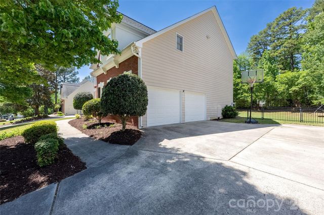 10025 Bayart Way, Huntersville, NC 28078