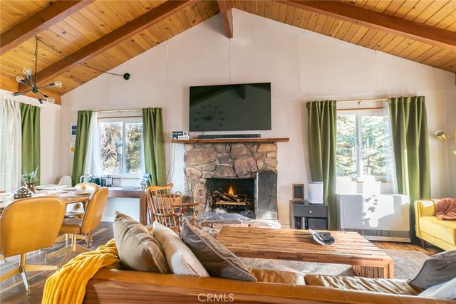 860 Villa Grove Ave, Big Bear City, CA 92314