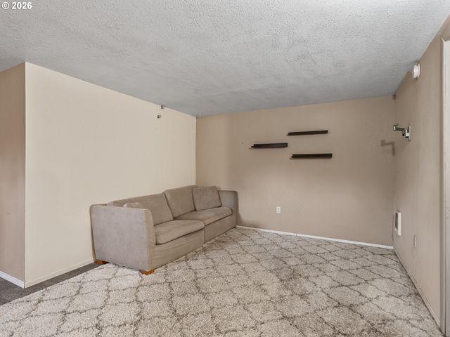 3710 Se 49TH Ave, Portland, OR 97206
