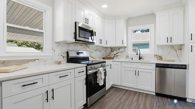 3525 Woodlawn St, Hopewell, VA 23860