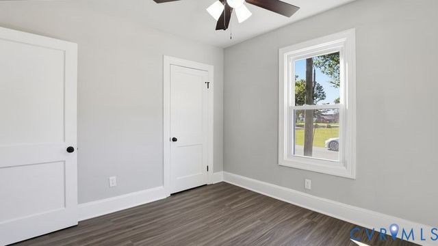 3525 Woodlawn St, Hopewell, VA 23860