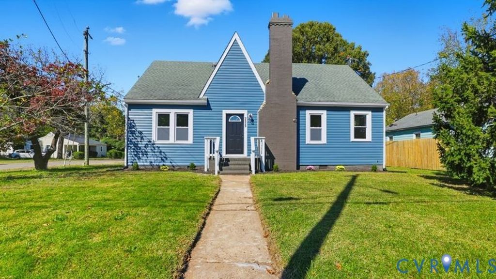 3525 Woodlawn St, Hopewell, VA 23860
