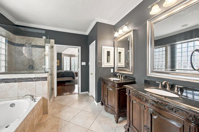 2417 La Rochelle Court, Seabrook, TX 77586