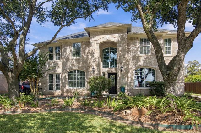 2417 La Rochelle Court, Seabrook, TX 77586