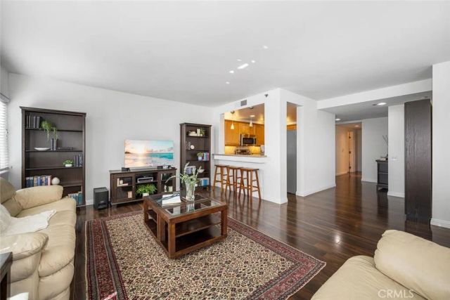 525 E Seaside Way 409, Long Beach, CA 90802