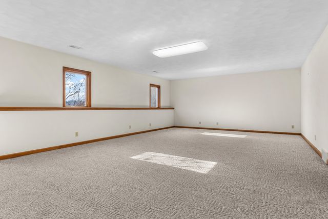 8317 Snaresbrook Road, Roscoe, IL 61073