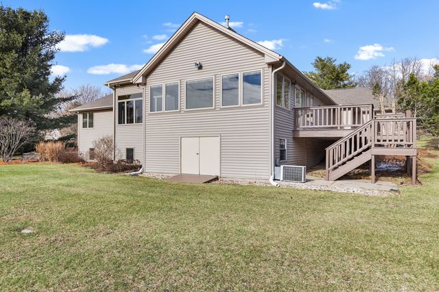 8317 Snaresbrook Road, Roscoe, IL 61073