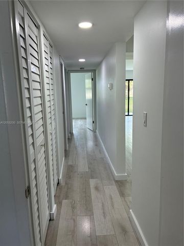 16141 Blatt Boulevard 113, Weston, FL 33326