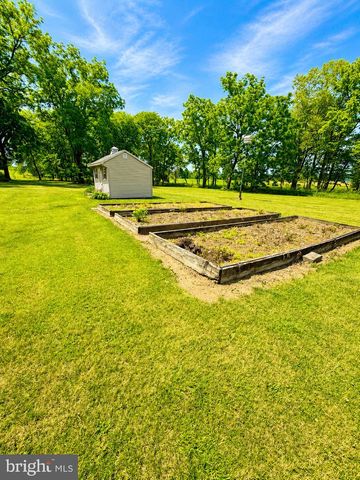 2837 W PHILADELPHIA AVE NW, Oley, PA 19547