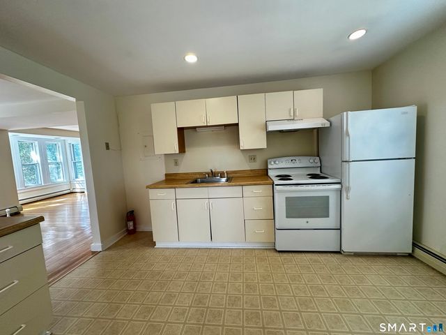 53 Montowese Street 2, Branford, CT 06405