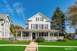 53 Montowese Street 2, Branford, CT 06405