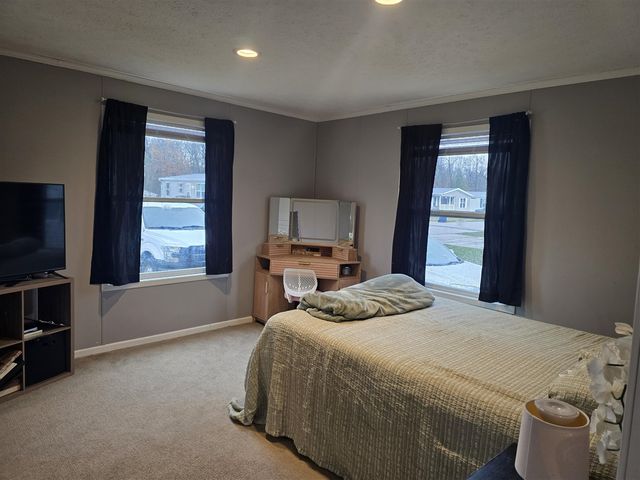 217 Braeburn Drive, Muskegon, MI 49442