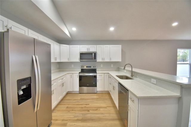 1040 E STANFORD STREET, Bartow, FL 33830