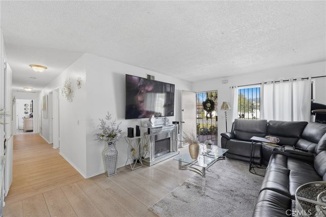 645 W Winchester, Rialto, CA 92376