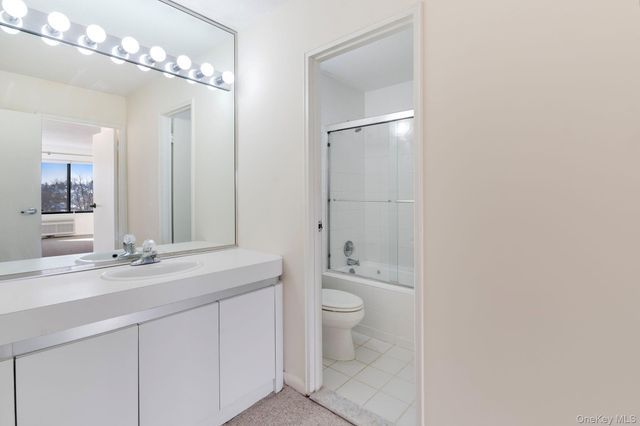 300 High Point Drive 209, Hartsdale, NY 10530