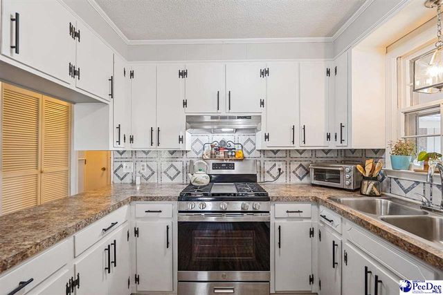 4701 Othello Rd, Coward, SC 29530