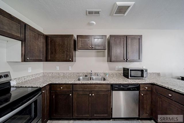 2873 Murwood Street, Idaho Falls, ID 83402