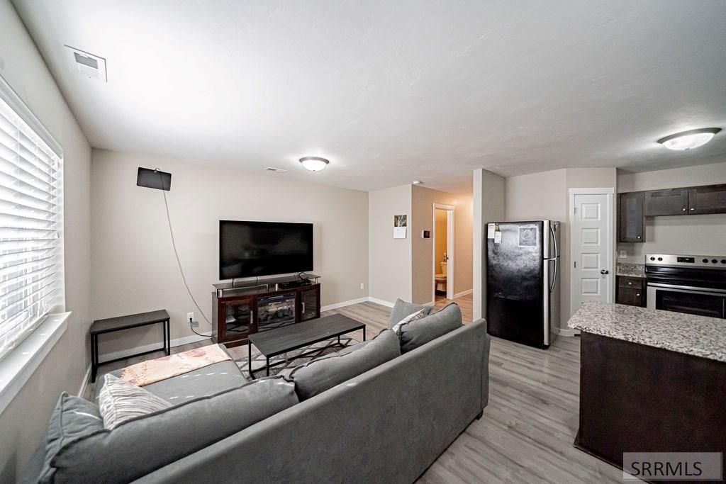 Image 11 of property listing at 2873 Murwood Street, Idaho Falls, ID 83402