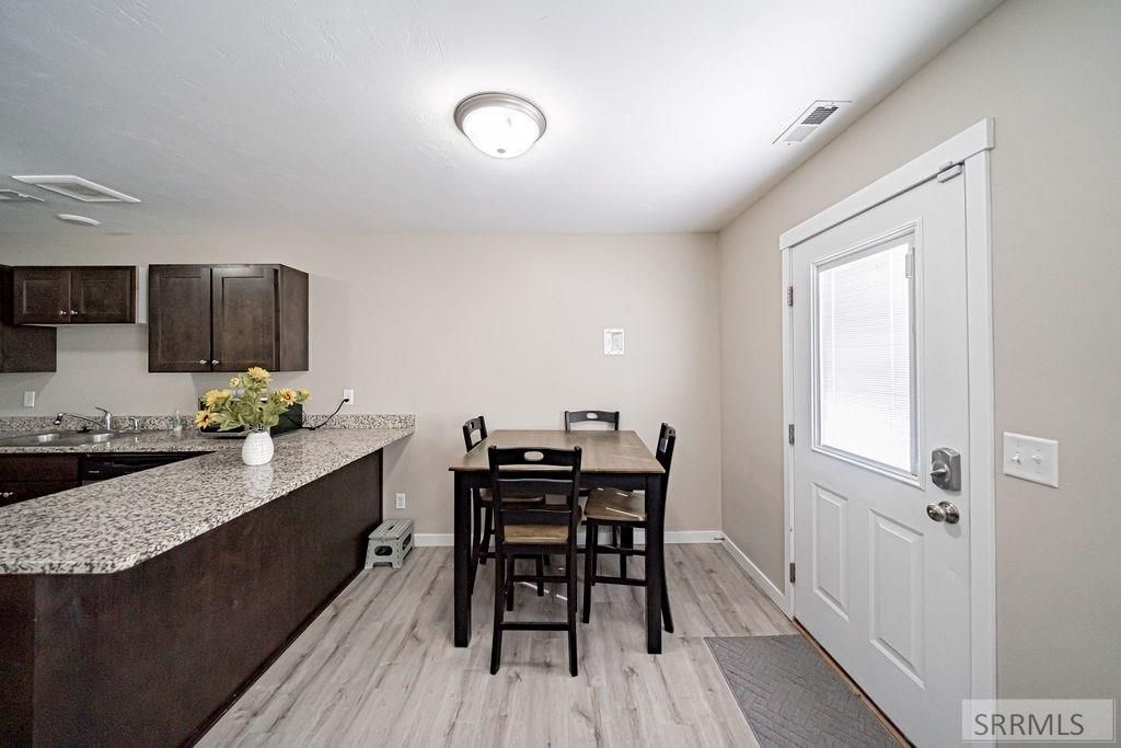 Image 12 of property listing at 2873 Murwood Street, Idaho Falls, ID 83402