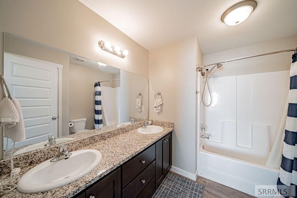 Image 27 of property listing at 2873 Murwood Street, Idaho Falls, ID 83402