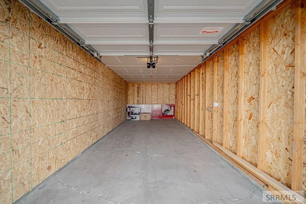 Image 41 of property listing at 2873 Murwood Street, Idaho Falls, ID 83402