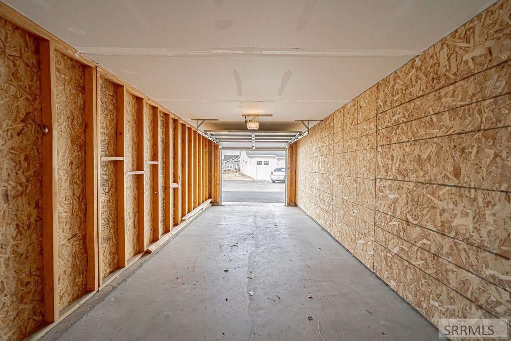 Image 42 of property listing at 2873 Murwood Street, Idaho Falls, ID 83402