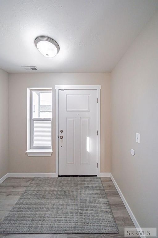 Image 5 of property listing at 2873 Murwood Street, Idaho Falls, ID 83402