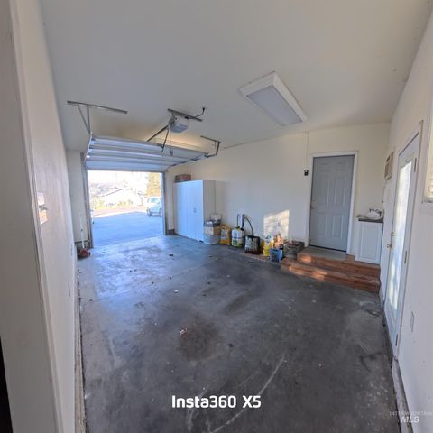 2450 Julie Lane, Twin Falls, ID 83301