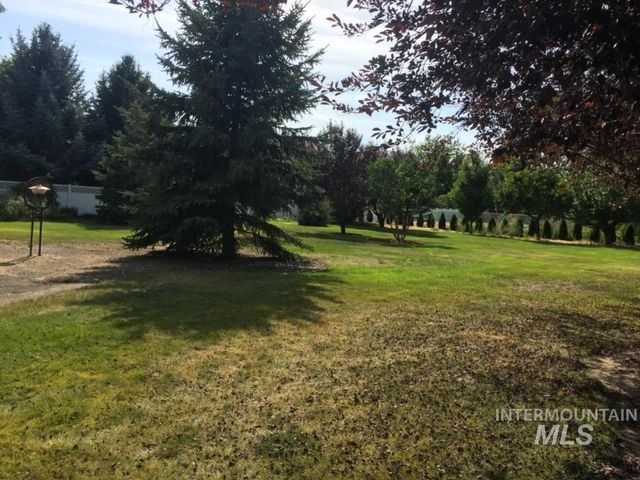 2450 Julie Lane, Twin Falls, ID 83301