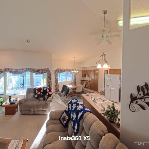 2450 Julie Lane, Twin Falls, ID 83301