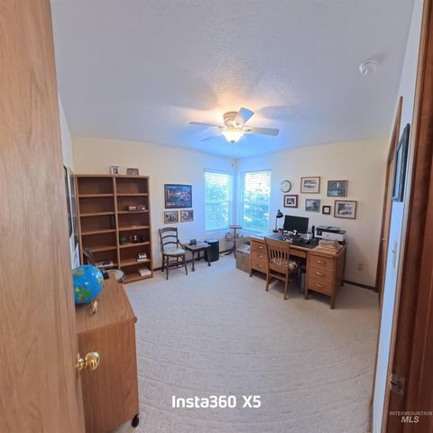 2450 Julie Lane, Twin Falls, ID 83301