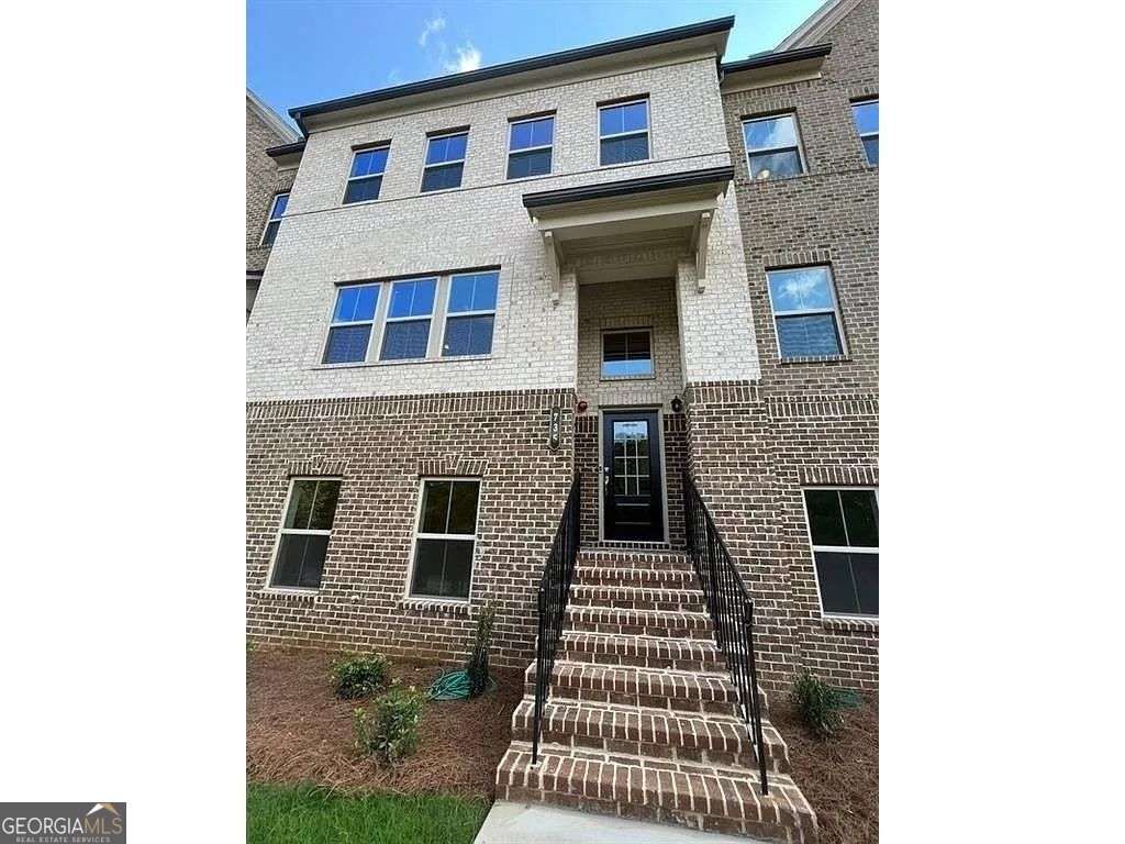 735 Brecklin Lane, Woodstock, GA 30188