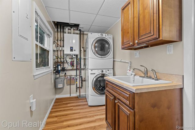 1007 Michigan Street, Brighton, MI 48116