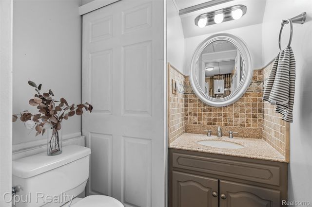 1007 Michigan Street, Brighton, MI 48116