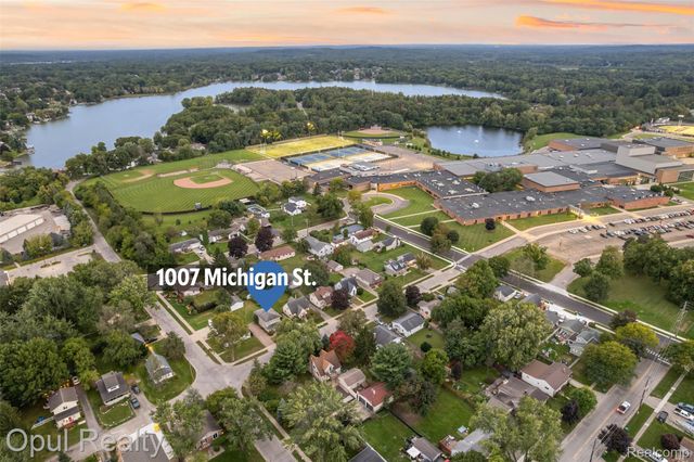 1007 Michigan Street, Brighton, MI 48116