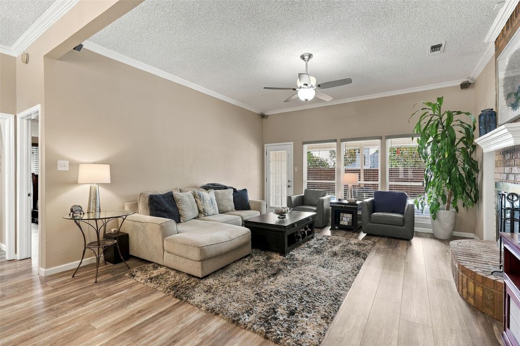 6036 Sundown Drive, Watauga, TX 76148 — photo 4