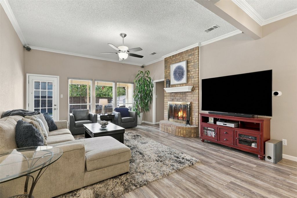 6036 Sundown Drive, Watauga, TX 76148 — photo 5